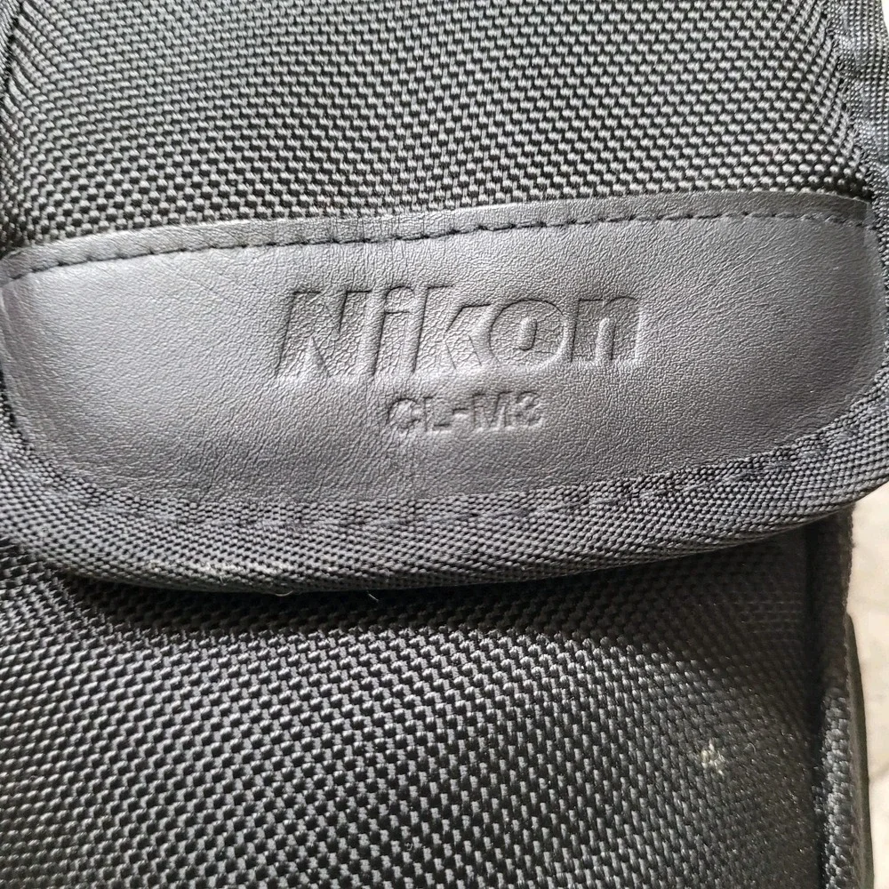 Nikon CL-M2 Semi-Soft Ballistic Nylon Lens Case